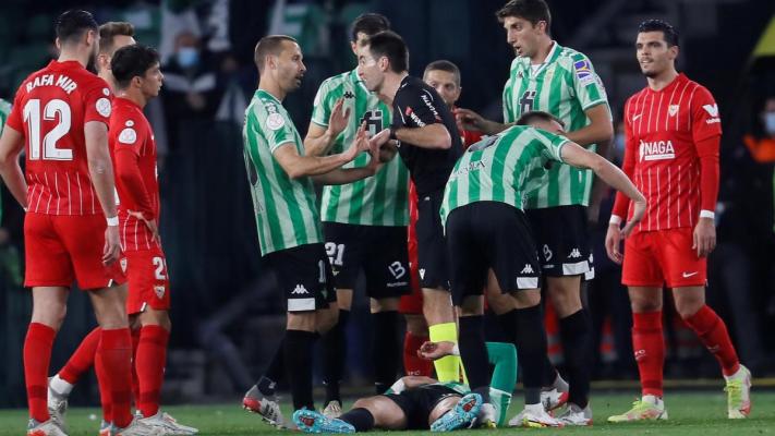 La Liga: Betis Sevilla și FC Sevilla, Real Sociedad şi Atletico Madrid, acelaşi scor, 1-1
