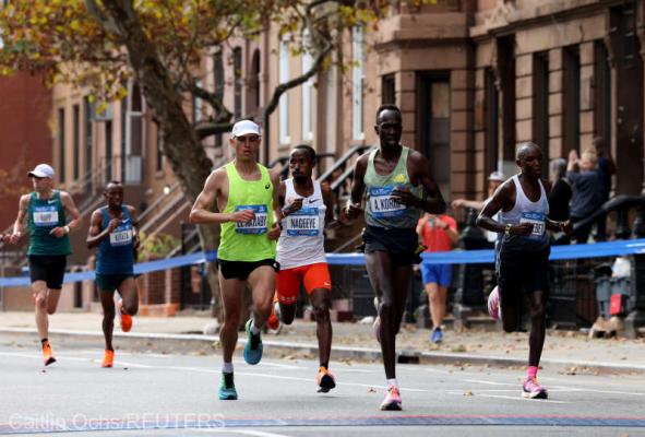 Atletism: Kenyenii Evans Chebet şi Sharon Lokedi, învingători în maratonul de la New York
