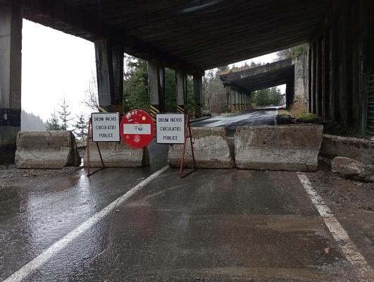 Se închide circulația pe mai multe sectoare de pe Transalpina şi Transfăgărăşan  