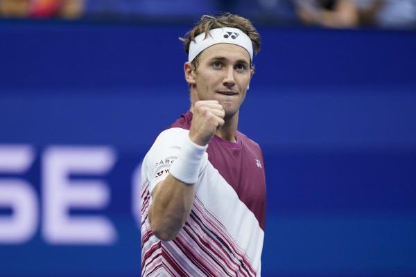  Tenis: Casper Ruud s-a calificat în semifinalele Turneului Campionilor; Rafael Nadal, eliminat