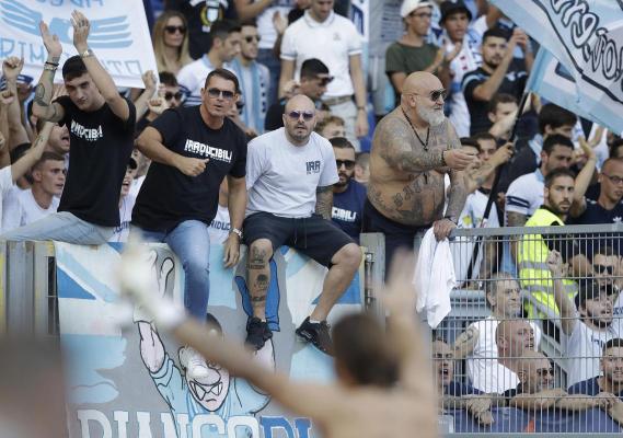 Fotbal - Italia: Anchetă în legătură cu scandările antisemite ale suporterilor lui Lazio 