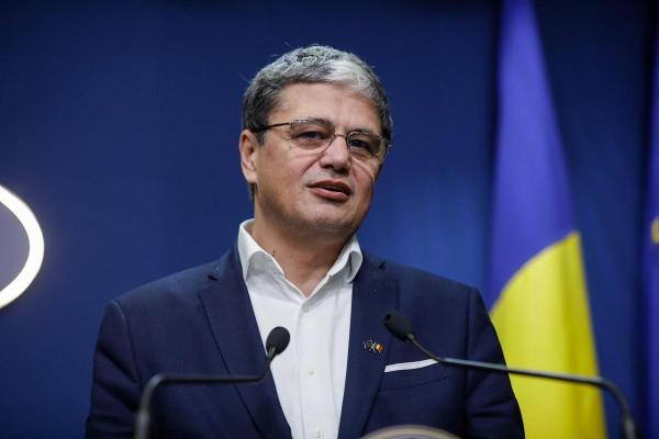 Ministrul Marcel Boloş a dezvăluit scenariul tăierii salariilor şi concedierilor la stat