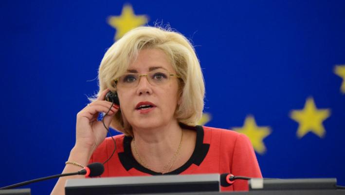 Creţu: Aproape 25% dintre copii sunt expuşi riscului sărăciei, la nivel european
