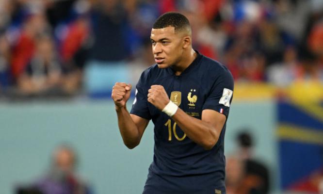 Franța a învins-o pe Danemarca și este prima națională calificată în optimile Mondialului din Qatar