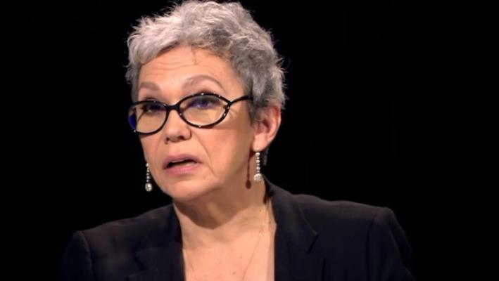 Oana Pellea a nimerit într-un taxi cu mesaje de îndoctrinare transmise de Ceaușescu