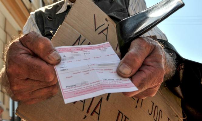 Noile taloane de pensii. Detaliile la care trebuie să fie atenţi seniorii