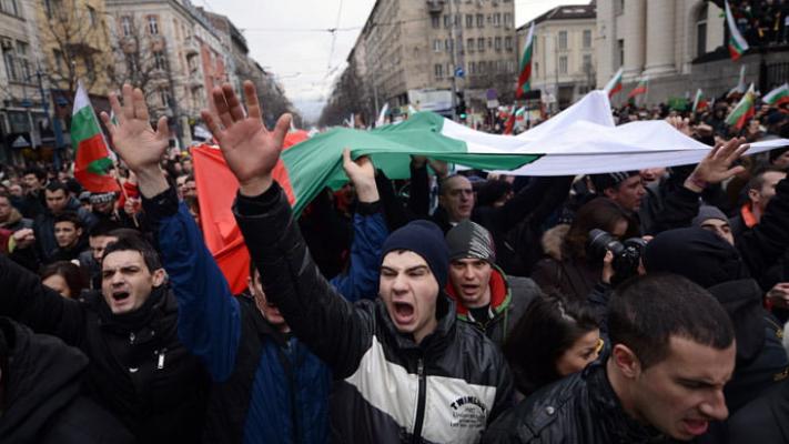După Polonia, și Bulgaria taie gratuitățile pentru refugiați ucraineni: Proteste cu nervi, la Sunny Beach!