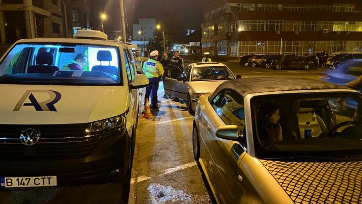 Traficanți prinși pe șosele cu droguri; doi indivizi au fost arestati preventiv. VIDEO