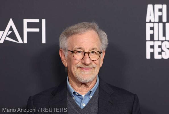 Spielberg: Serviciile de streaming precum HBO Max 'i-au aruncat sub autobuz' pe unii dintre cineaşti