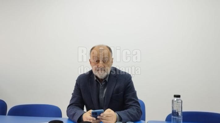 Iulian Călin, șeful de la Delfinariu, a provocat un accident, după ce a folosit mașina instituției în interes personal