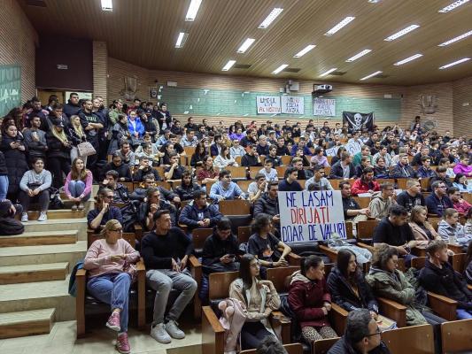 UMC nu mai fuzionează: A ieșit scandal mai ceva ca pe stadionul Giulești! 