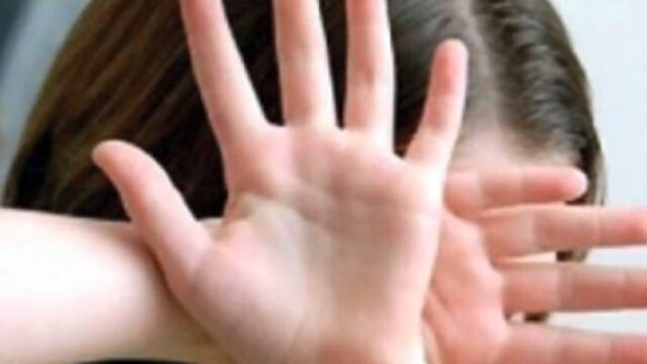 Pedepsele corporale afectează activitatea creierului, anxietatea și depresia