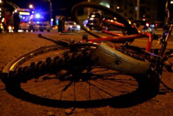 Biciclist rănit în urma unui accident rutier, în zona Dacia