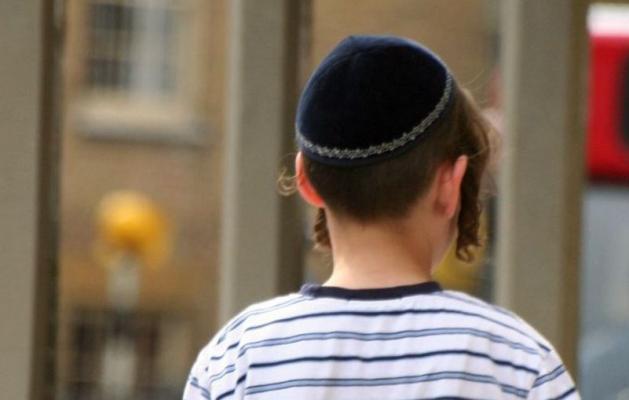 Raport UE: Antisemitismul, amplificat de COVID-19 şi de invazia rusă în Ucraina