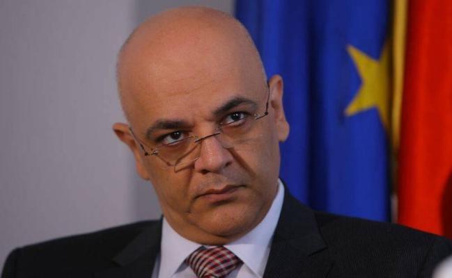 Arafat: Cine nu s-a evacuat să își asume responsabilitatea. Pompierii nu pot interveni mereu