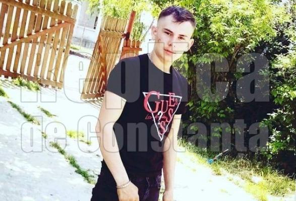 El este tânărul de 18 ani, omorât după o bătaie în club!