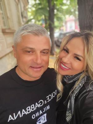Stelian Carabaș, fostul ginere al lui Cușu, se iubește cu blonda lui Mutu!