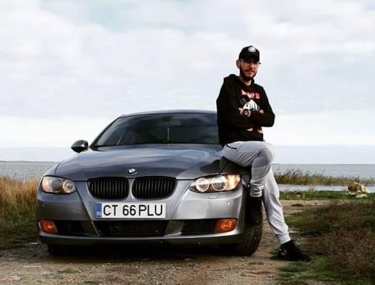 El este tânărul de 25 de ani care s-a spânzurat sâmbătă, în Nuntași