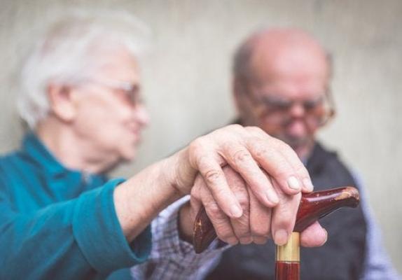 Concluziile unui studiu recent: Poluarea aerului e asociată direct cu apariția bolii Alzheimer