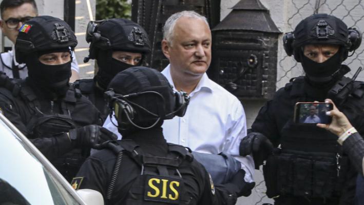 Fostul preşedinte al Republicii Moldova, Igor Dodon, eliberat din arestul la domiciliu