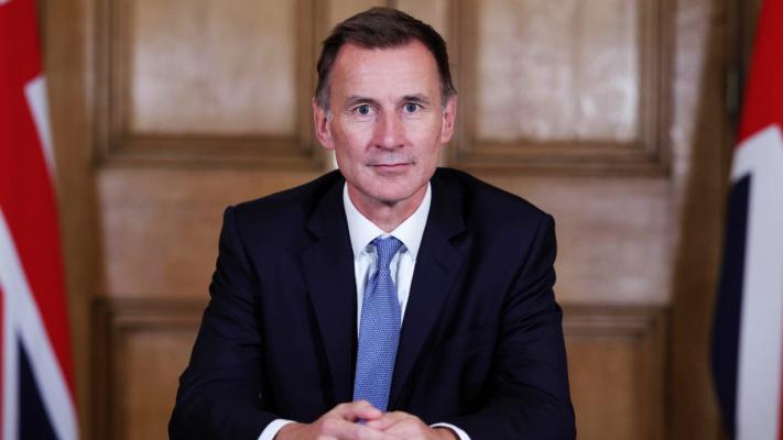 Ministrul Hunt: Marea Britanie a intrat în recesiune