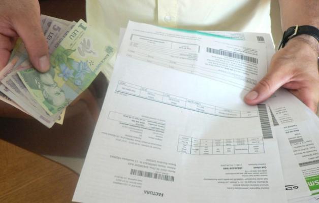 Prețurile plafonate la energie, adoptate. Posibilitatea plății în rate a facturilor nu a fost introdusă