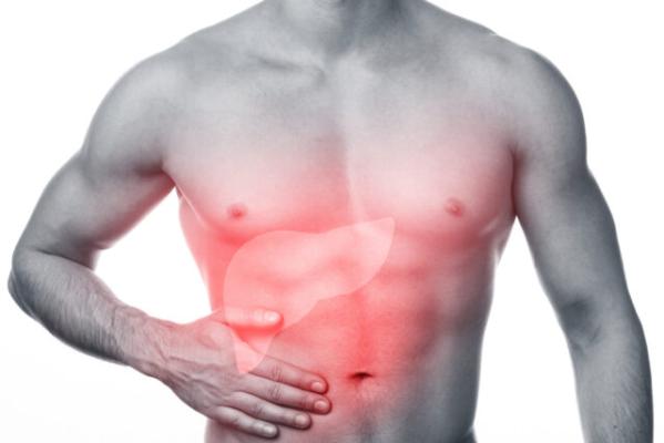 Hepatita autoimună: Ce simți când propriul sistem imunitar îți atacă ficatul