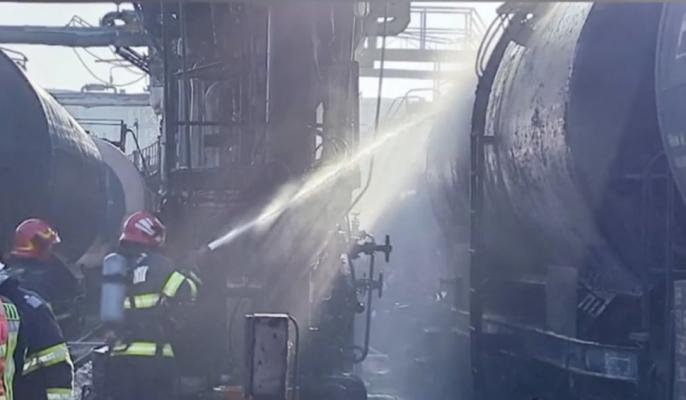 Incendiu la un vagon cu păcură, în Galați! 