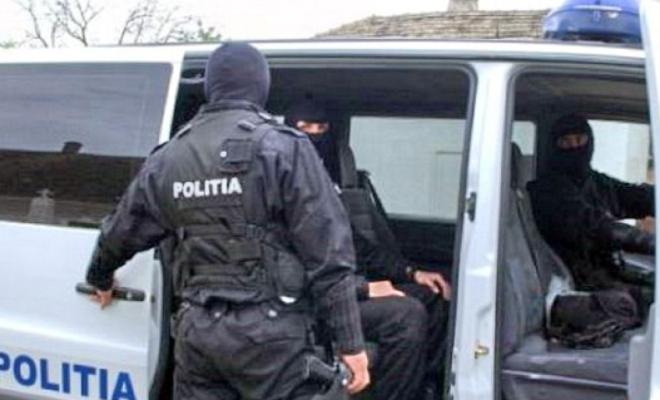  Percheziții în Vâlcea, dintre care una la sediul unei instituții publice