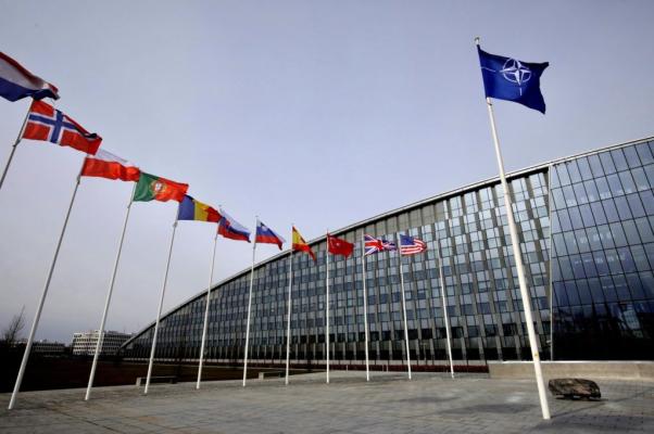 NATO ridică starea de alertă aeriană după incidentul aviatic produs în apropierea României