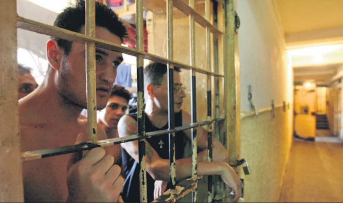 Un deținut a dat în judecată Penitenciarul Tulcea pentru că nu-i plăcea mâncarea