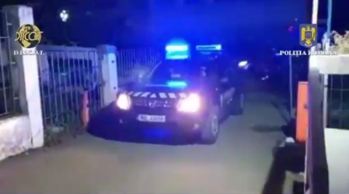 Percheziții în mai multe județe la un grup infracțional organizat, într-un mega dosar de contrabandă țigări. Video
