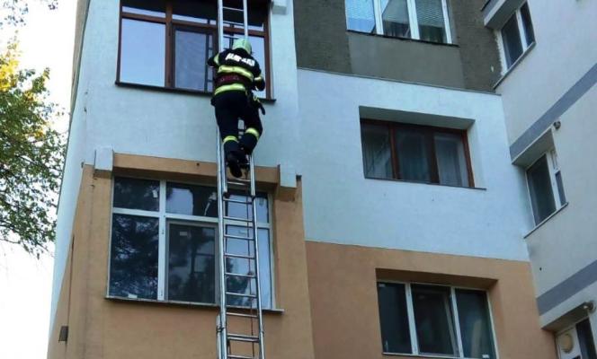 Bărbat găsit mort în casă, pe Șoseaua Mangaliei!