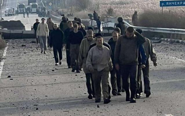 Peste o sută de soldaţi ruşi şi ucraineni au fost eliberaţi în cadrul unui nou schimb de prizonieri