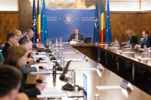 Prima ședință de Guvern din 2023 - Nicolae Ciucă: „Sunt bani pentru plata pensiilor și a ajutoarelor”. Video