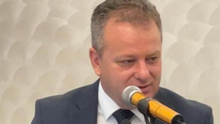 Senator PNL, atac la PSD: 'PSD, hai şi la treabă, nu doar să vă faceţi imagine pe ce muncesc alţii!'