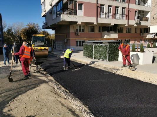 Trei străzi din cartierul Universitate au fost asfaltate 