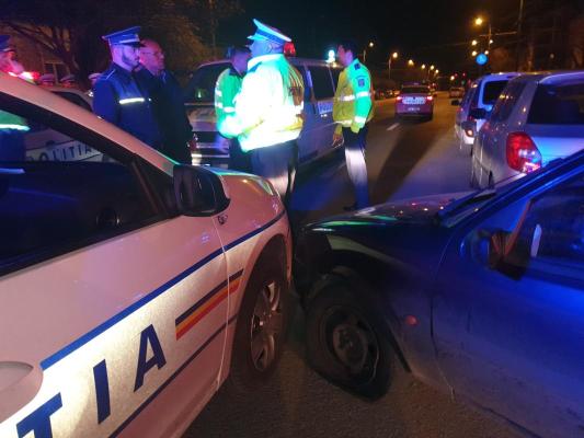 Șofer fără permis, prins de polițiști după o urmărire ca-n filme 