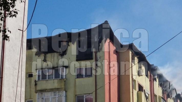 Alertă în Năvodari, la blocul mistuit de flăcări în luna mai