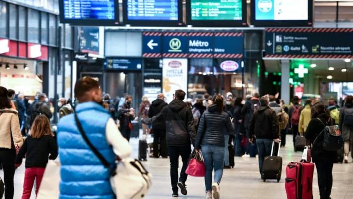 Pensionarii vor bani în locul biletelor de tren compensate 