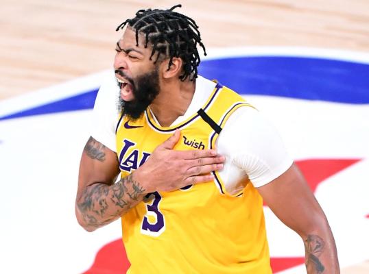  Baschet: NBA - Anthony Davis a înscris 55 de puncte în deplasare pentru Los Angeles Lakers
