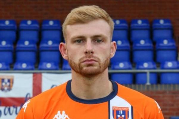 Crimă în Anglia: Un fotbalist de 23 de ani a murit într-un club