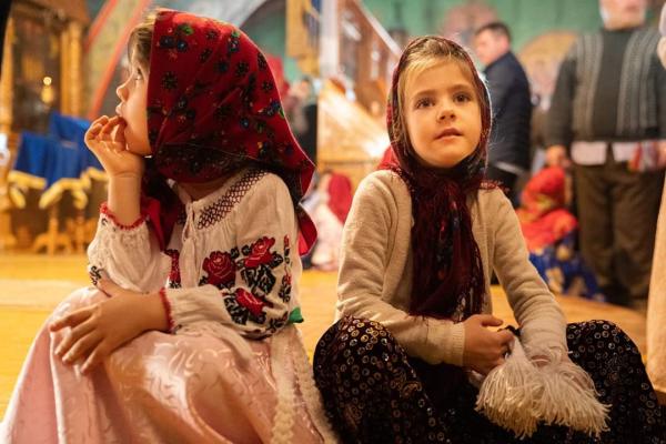 Rușii-lipoveni din Dobrogea se pregătesc să sărbătorească Crăciunul; tradiții și obiceiuri 