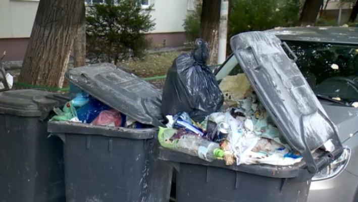Pe anumite străzi din Tuzla nu se va colecta gunoiul menajer