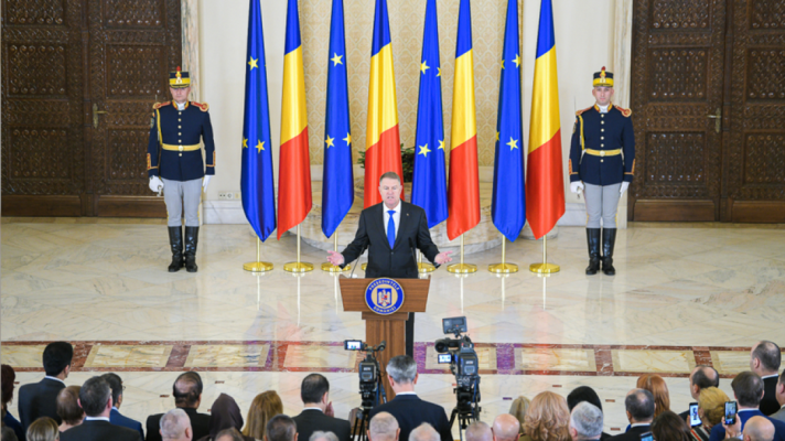 Decrete de decorare semnate de Președintele Românie pentru profesori și medici
