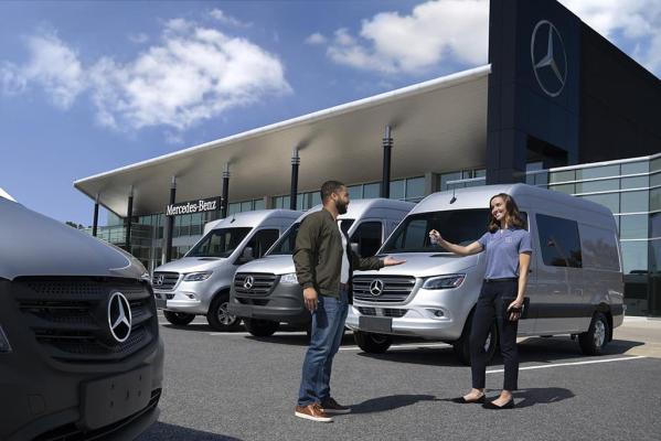 Mercedes-Benz Vans construieşte în Polonia prima sa fabrică unde vor fi produse exclusiv furgonete electrice 