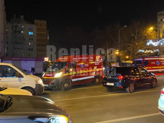 Un bărbat de 39 de ani a murit în trafic, în timp ce aștepta la semafor, în zona Tomis 3