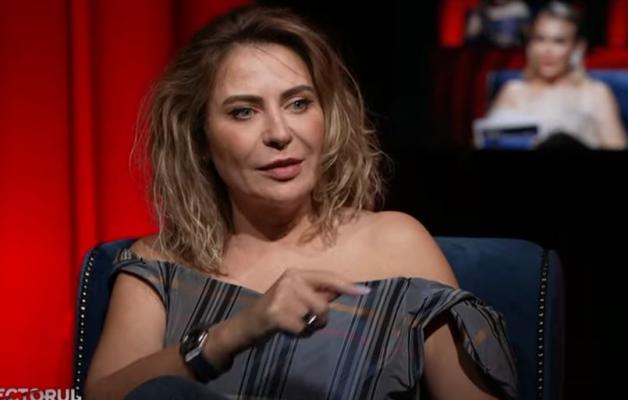 Adina Buzatu face precizări clare despre tendințele vestimentare de Crăciun