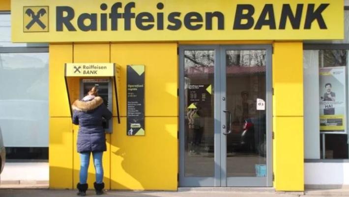 Raiffeisen Bank: Autorităţile române nu au făcut presiuni asupra noastră