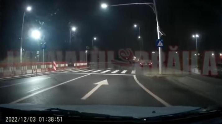 Scandal cu pistoale în mall! Video